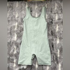 NWOT Aritzia TNA ACTION  romper light green sz XS Extra small